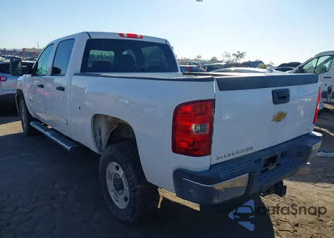 2014 Chevrolet Silverado 2500Hd Lt z USA, uszkodzony, nr VIN 1GC1CXE80EF130495